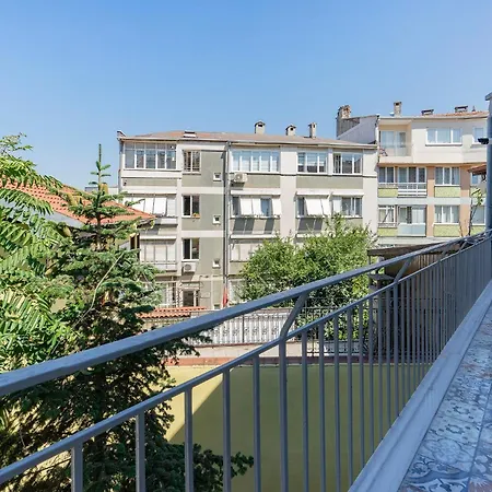 Huge Flat W Balcony Near Grand Mosque In Osmangazi بورصة